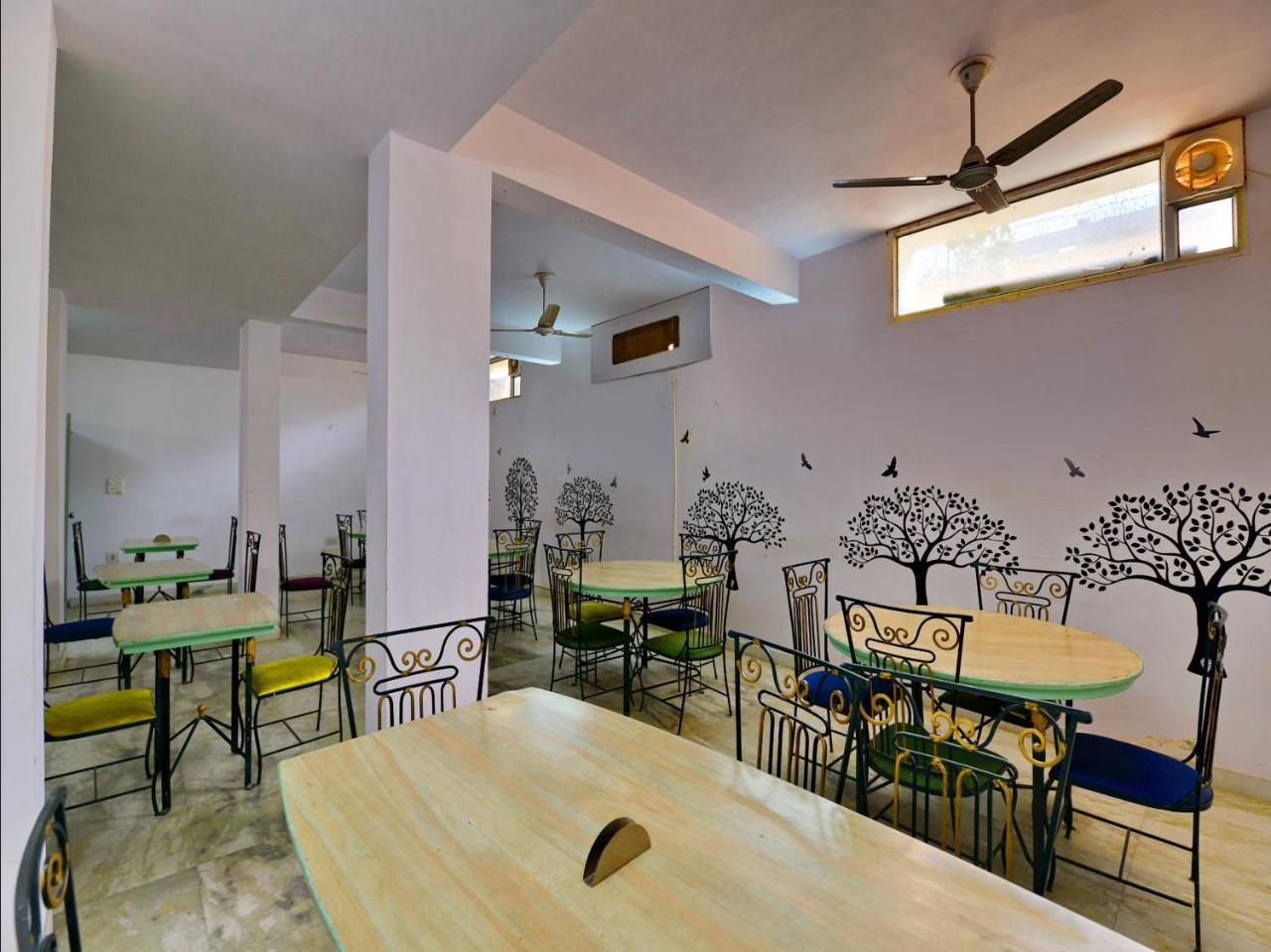 Oyo 8051 Hotel Don Jon Jaipur Bagian luar foto